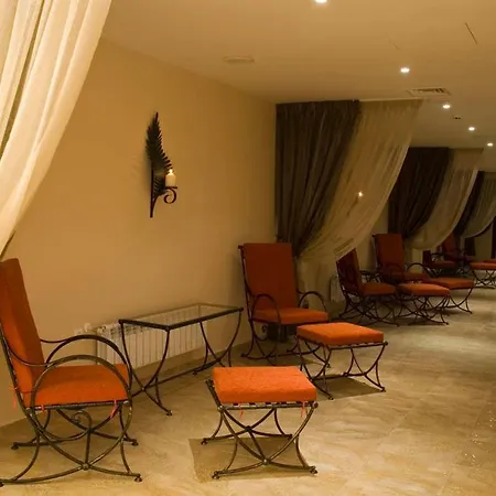 Apollo - Premium , Pools & Free Beach, Individual Ac In Every