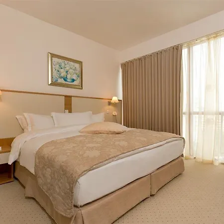 Apollo - Premium , Pools & Free Beach, Individual Ac In Every Ξενοδοχείο