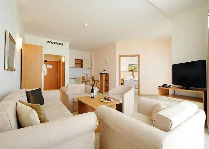 Hotel Apollo - , Indoor & Outdoor Pools & Individual Ac In Every