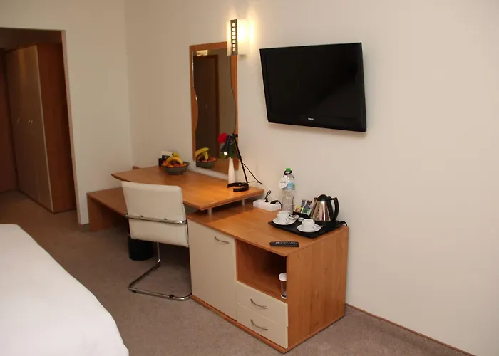 Apollo - , Indoor & Outdoor Pools & Individual Ac In Every 4*