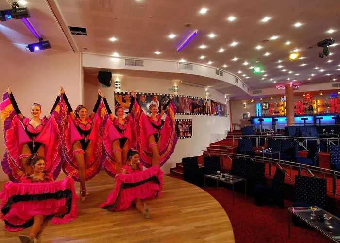 Apollo - , Indoor & Outdoor Pools & Individual Ac In Every 4*