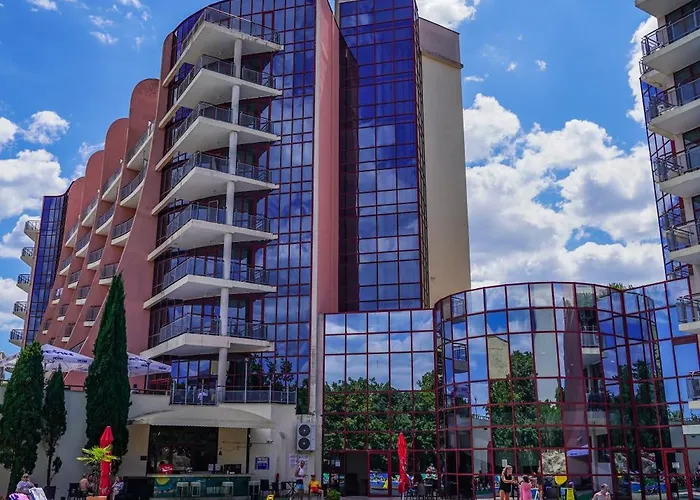 酒店 Apollo - , Indoor & Outdoor Pools & Individual Ac In Every