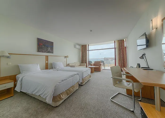 Hotel Apollo - , Indoor & Outdoor Pools & Individual Ac In Every Golden Sands