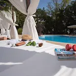 酒店 Apollo - , Indoor & Outdoor Pools & Individual Ac In Every