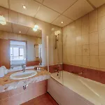 Apollo - , Indoor & Outdoor Pools & Individual Ac In Every 4*