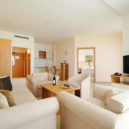 Hotel Apollo & Concept