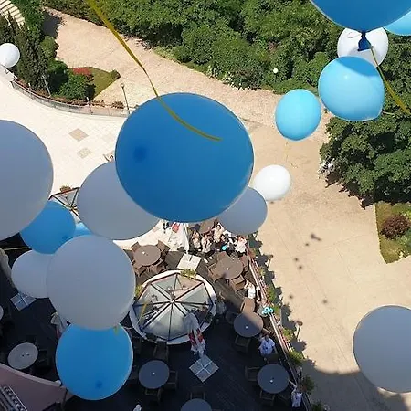 Apollo - Ultra , Pools & Free Beach, Individual Ac In Every Хотел
