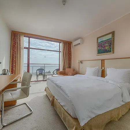 Apollo & Concept Hotel