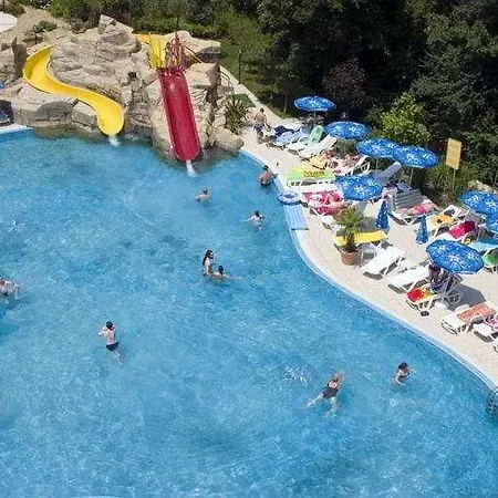 Apollo - Ultra , Pools & Free Beach, Individual Ac In Every Хотел 4*