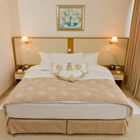 Apollo & Concept Hotel 4*