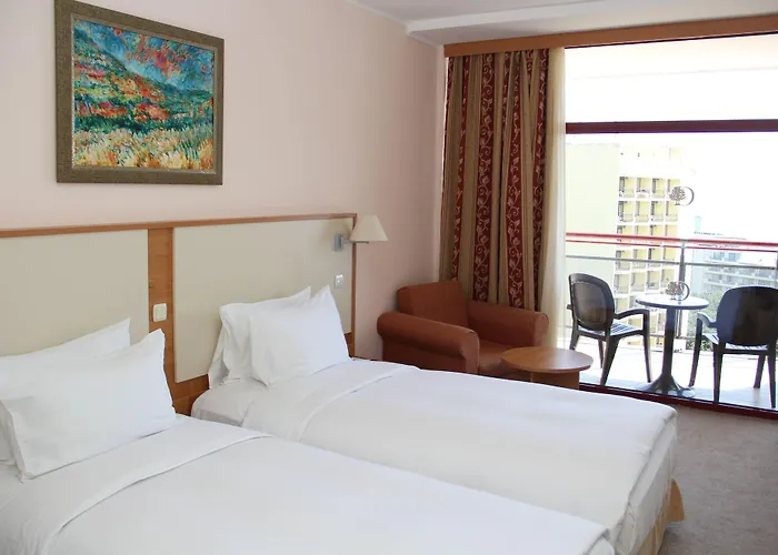 Apollo - , Indoor & Outdoor Pools & Individual Ac In Every 酒店 4*