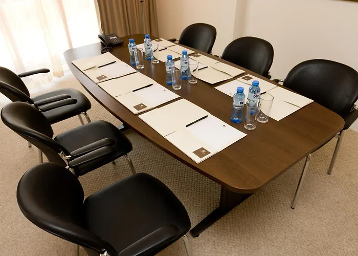 Apollo - , Indoor & Outdoor Pools & Individual Ac In Every فندق