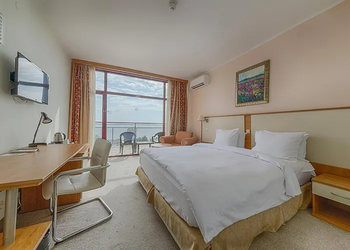 Apollo - , Indoor & Outdoor Pools & Individual Ac In Every فندق