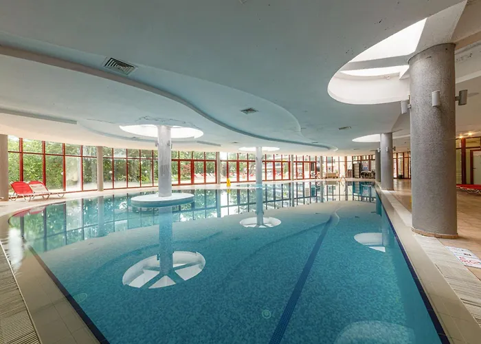 Apollo - , Indoor & Outdoor Pools & Individual Ac In Every فندق غولدن ساندز